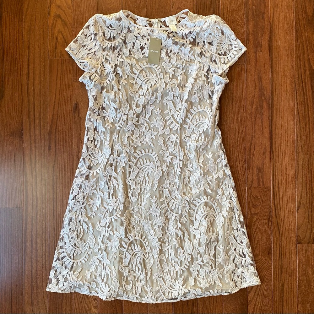 Elegant Chico’s White Lace Short Sleeve Dress